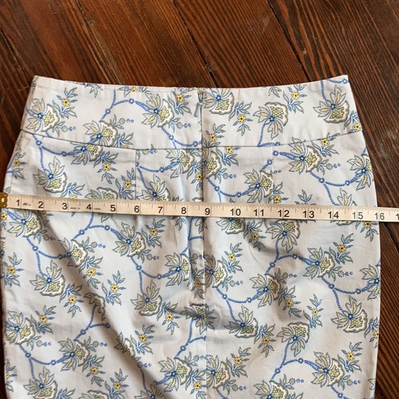 Ann Taylor Floral Multi Color Skirt 0 Petite - Picture 10 of 13